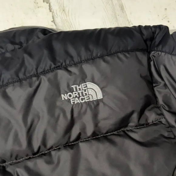 The North Face Boys Classic Black Puffer Jacket Size M 10-12 - Picture 5 of 11